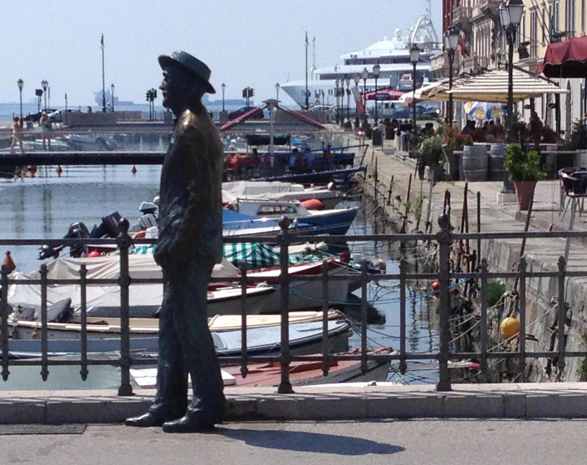 L'Oasi Nel Cuore Di Trieste Bagian luar foto
